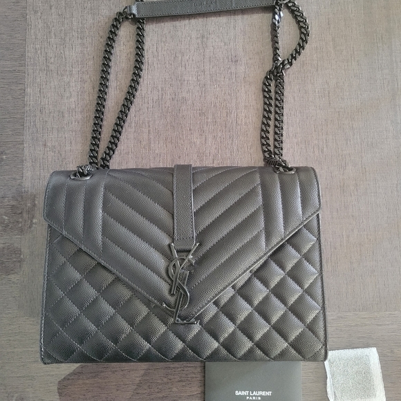 Saint Laurent Handbags - YSL Saint Laurent Envelope chain bag Medium